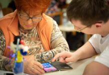 Seniorenparty: Mit einem Klick zu mehr Selbstständigkeit Computerworkshop TGM