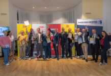 Business-Awards Mariahilf mit viel Schmäh & Infos Jubel: Die Sieger der Bezirks-Business-Awards in Mariahilf (Bild: Sandra Oblak)