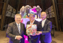 Süßer Adventskalender erhält den kirchlichen Segen Segensreich: Michael Ludwig, Stefan Schauer und Toni Faber (v.l.) © Jürgen Hammerschmid