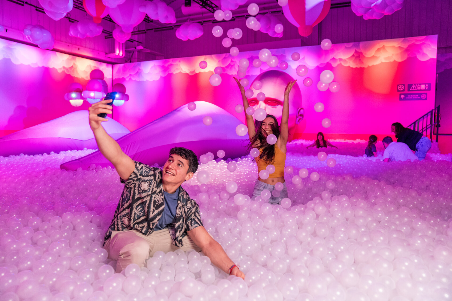 BUBBLE PLANET