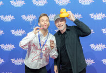 Auf die Bälle, fertig, los! Bubble Planet feiert Premiere Herby Stanonik und Alex List
