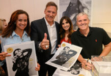 20. Kalender: Baumann holt die Stars nach Wien Ralf Möller mit seiner Freundin Laura Engelmann und Nelly und Manfred Baumann.