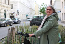 Voller Einsatz für „Oldies, but Goldies“ in Neubau Lisbeth Stöckl hat ein offenes Ohr für Senioren (Bild: BV 7).
