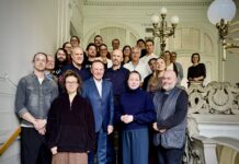 Starke Jugendarbeit funktioniert besser im Team Jugendbeauftragte Kira Binderlehner und BV Gerald Bischof (v.m.) mit den Teilnehmern des Forums. © BV 23